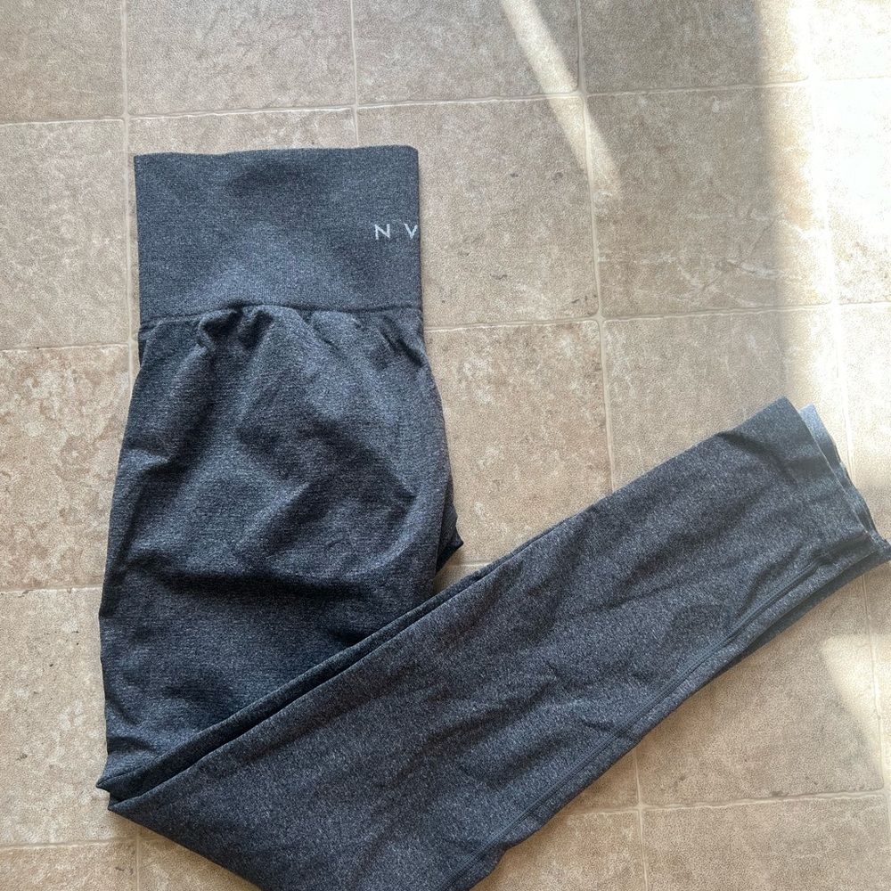 NVGTN Gray Leggings High Waist Performance Fit